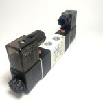 شیر برقی پنوماتیک برند ایرتک (AIRTAC) مدل 4V220-08 بوبین 220V